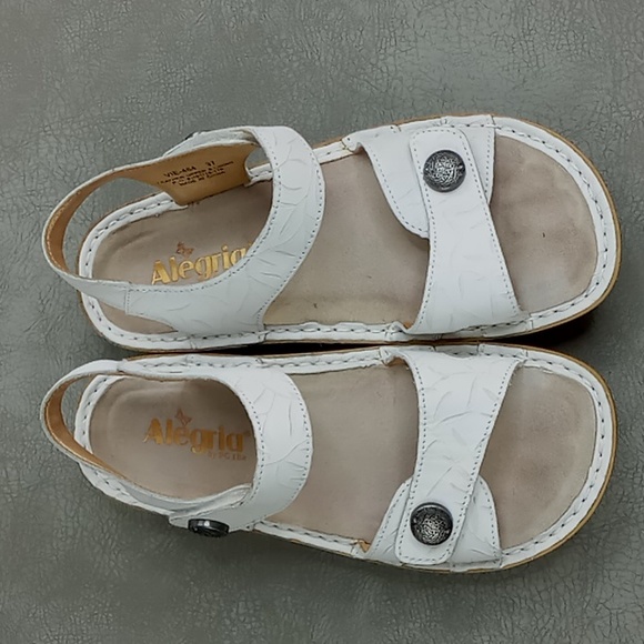 Algeria by PG Lite "Vienna" Wht. Embossed Leather 2 Strap Velcro Closure Size 37 - Picture 10 of 11